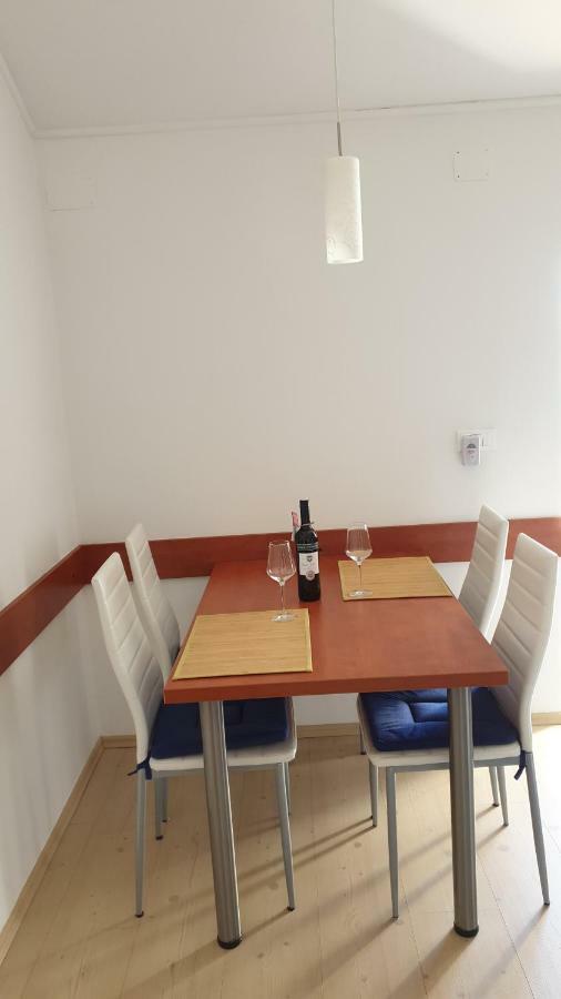Apartment Marina Valun Dış mekan fotoğraf