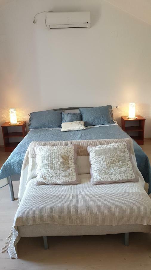 Apartment Marina Valun Dış mekan fotoğraf